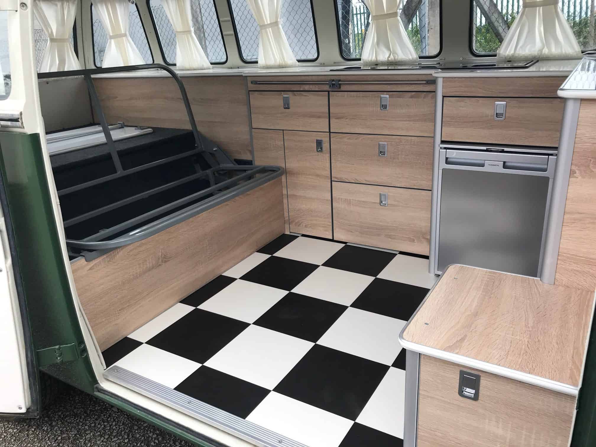 2.3 T2 BAY WINDOW FLAT PACK - Image 8