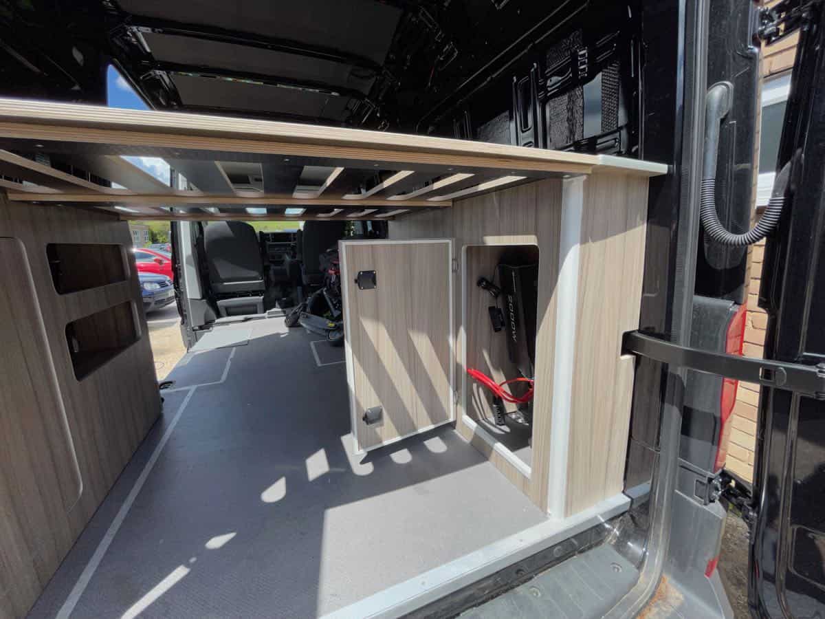 REAR BED UNIT ( B ) Crafter MAN TGE 4x4 2017 MWB ONWARDS - Image 2