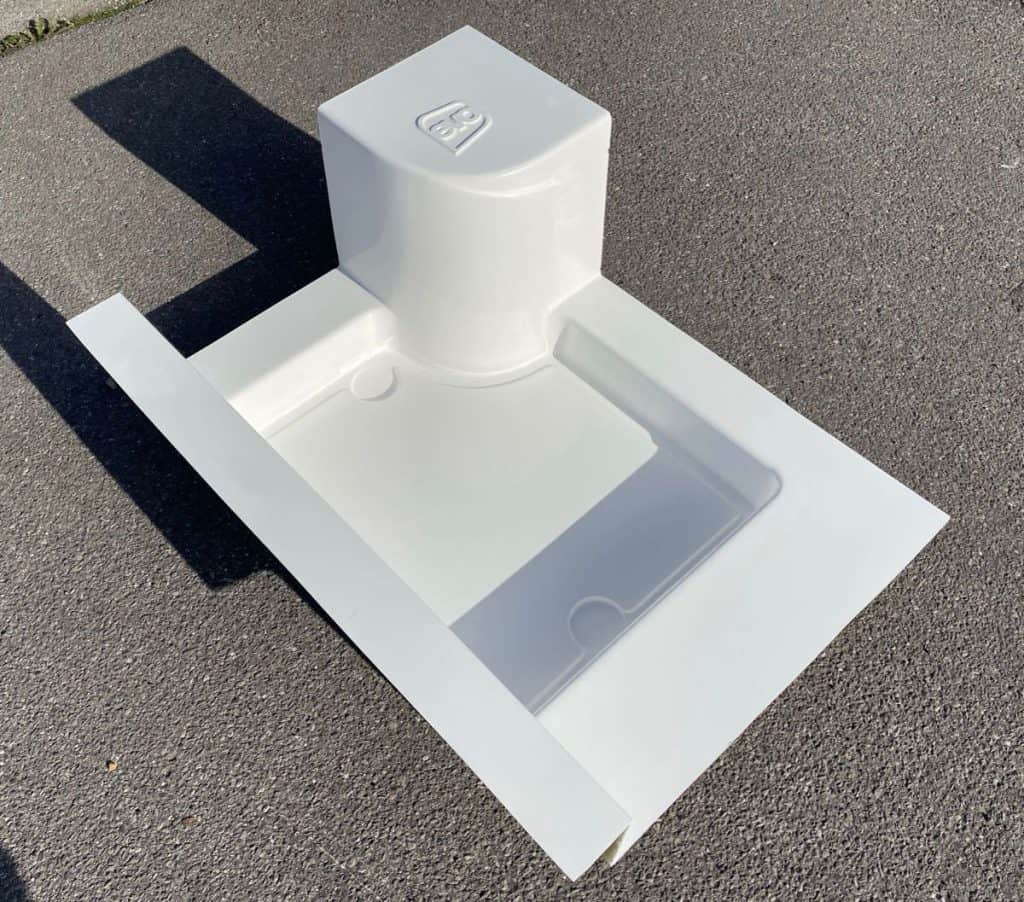 Shower B tray + wheel arch cover