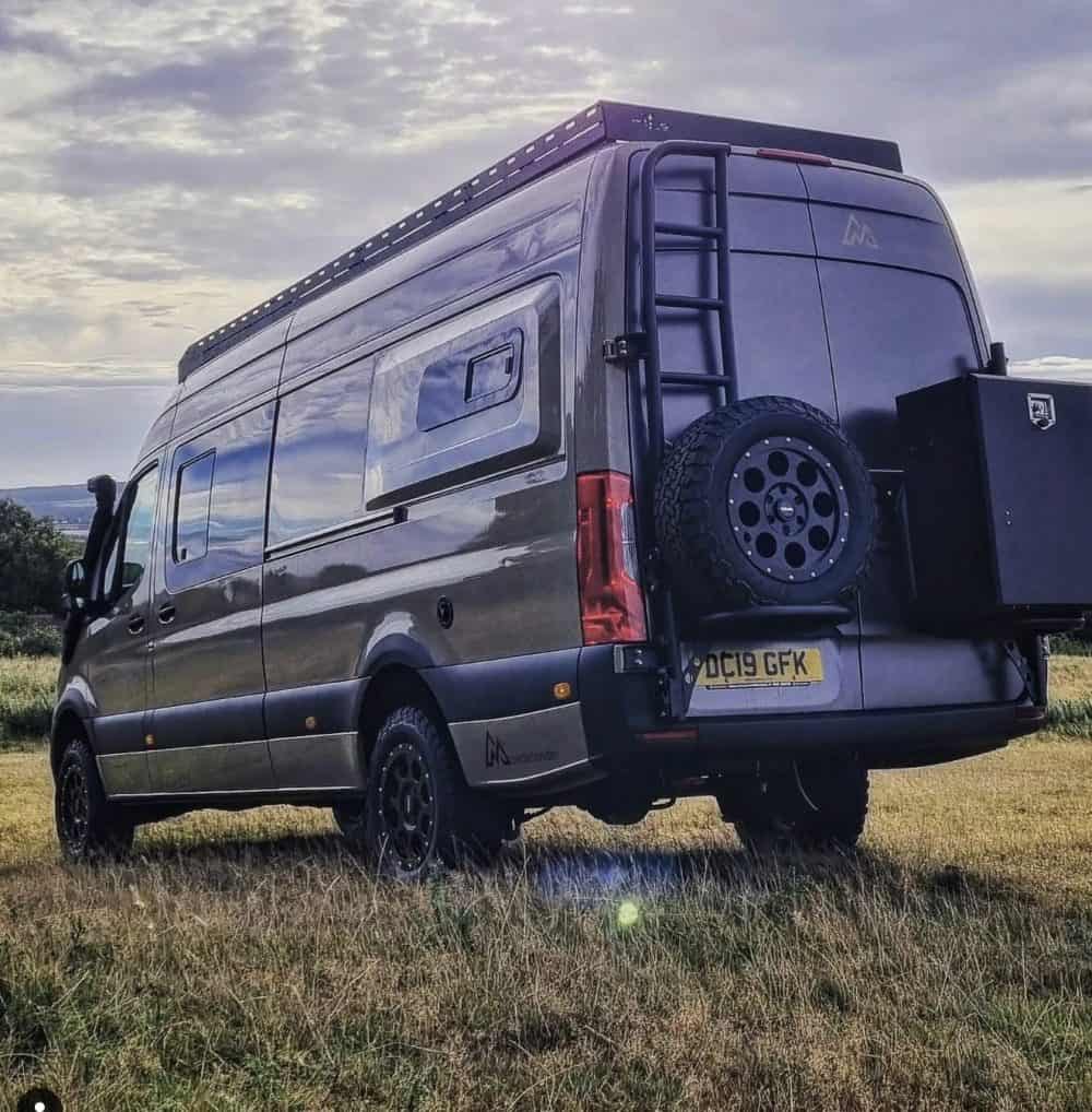 Space Pod Mercedes Sprinter 2006 to 2023 & VW Crafter 2006 2017 EVO