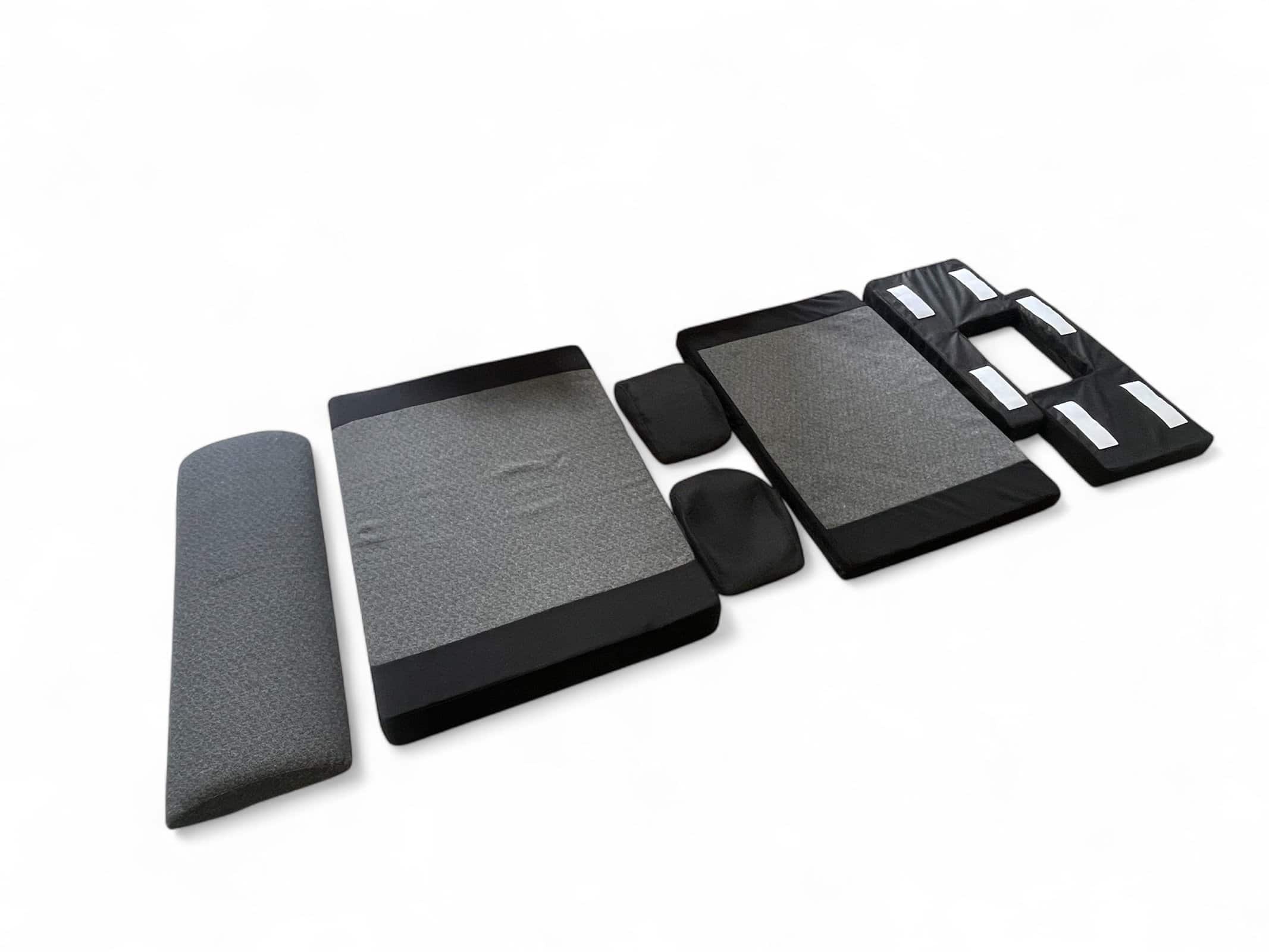 Seat cushions for fixed frame. - Image 2