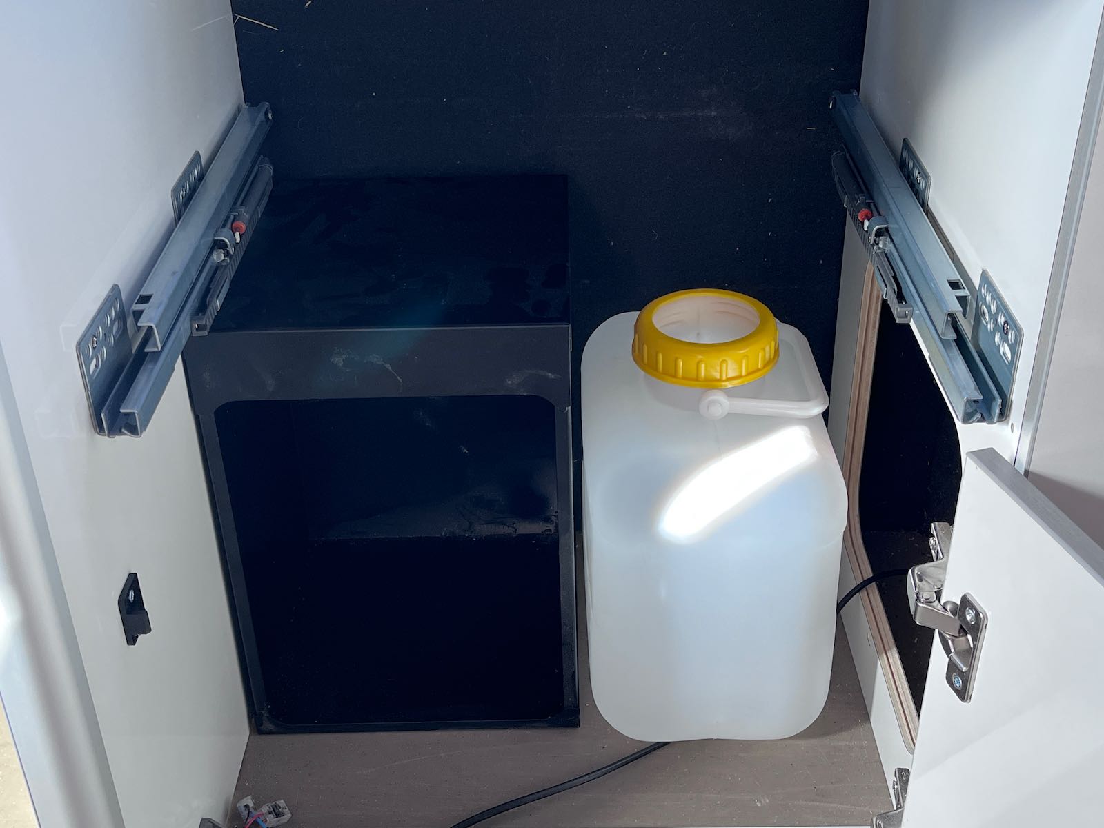 EVO 9.4 PRO HALO - VW SWB VAN - Image 10