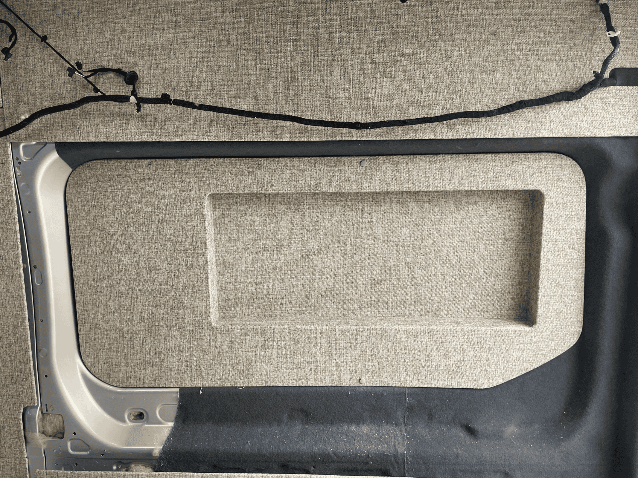 FORD TRANSIT MK 8 L3-H3 TRIM RINGS X2 - Image 2