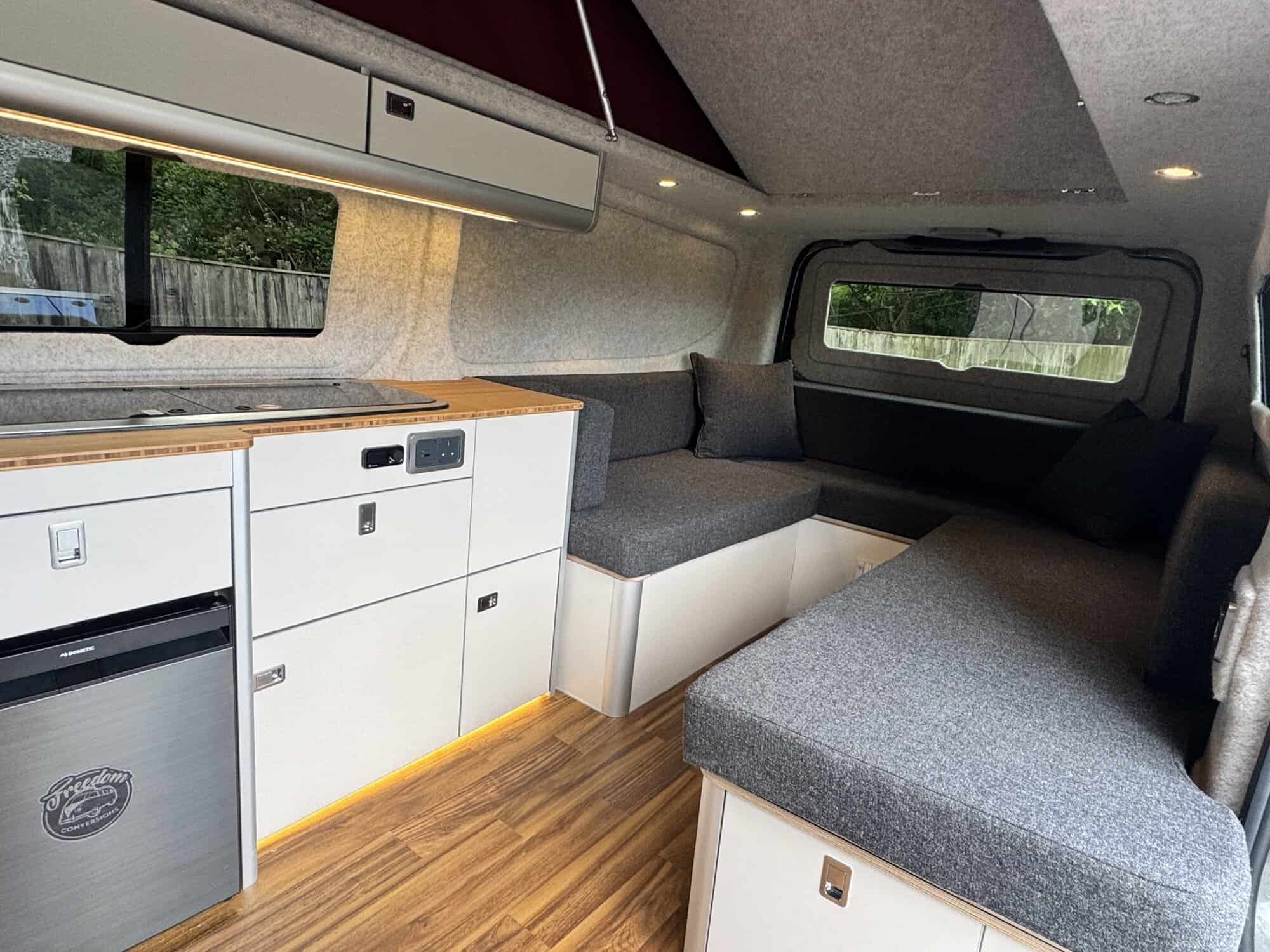 EVO U SHAPE BED SYSTEM (FOLDING) FOR VW T7 FORD - LWB - Image 7