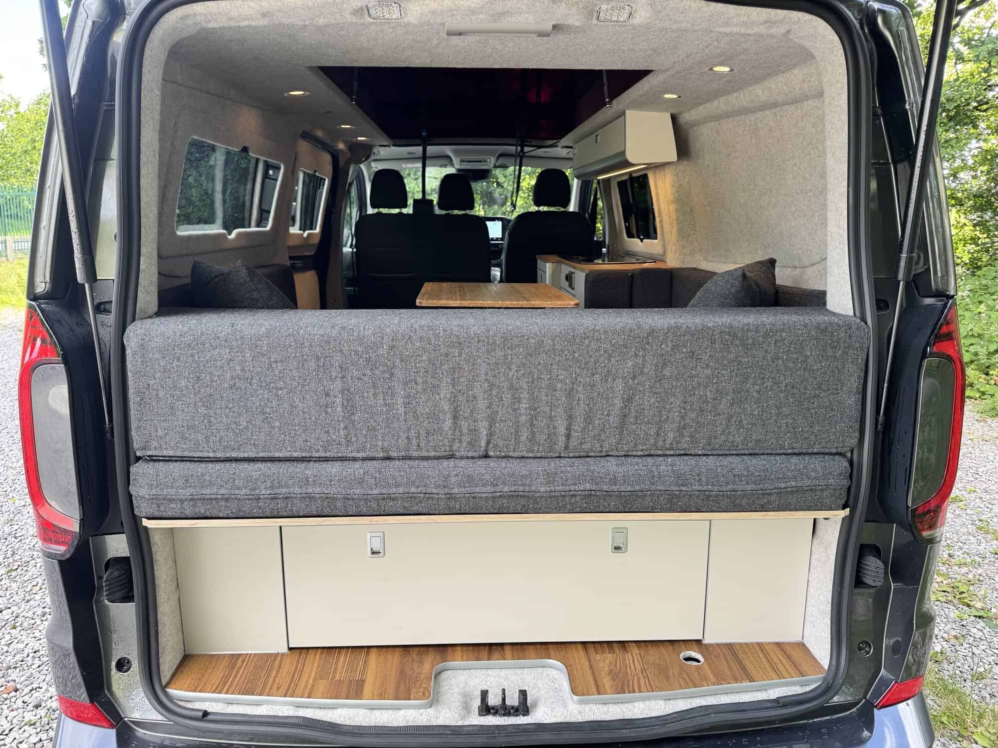 EVO U SHAPE BED SYSTEM (FOLDING) FOR VW T7 FORD - LWB - Image 10