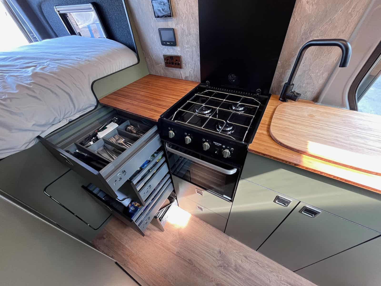 EVO V12 XL + Triplex oven – LARGE VANS Side door kitchen pod Extended - Image 5