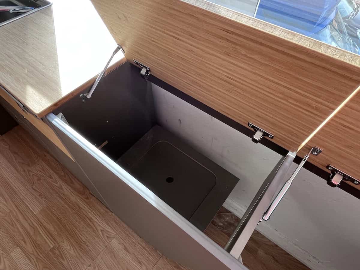 2.3 T2 BAY WINDOW FLAT PACK Ex Display Unit - Image 3