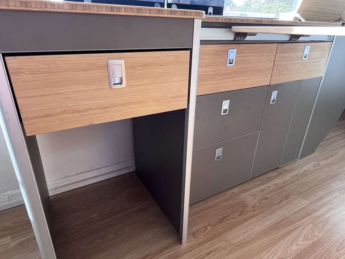 2.3 T2 BAY WINDOW FLAT PACK Ex Display Unit - Image 6