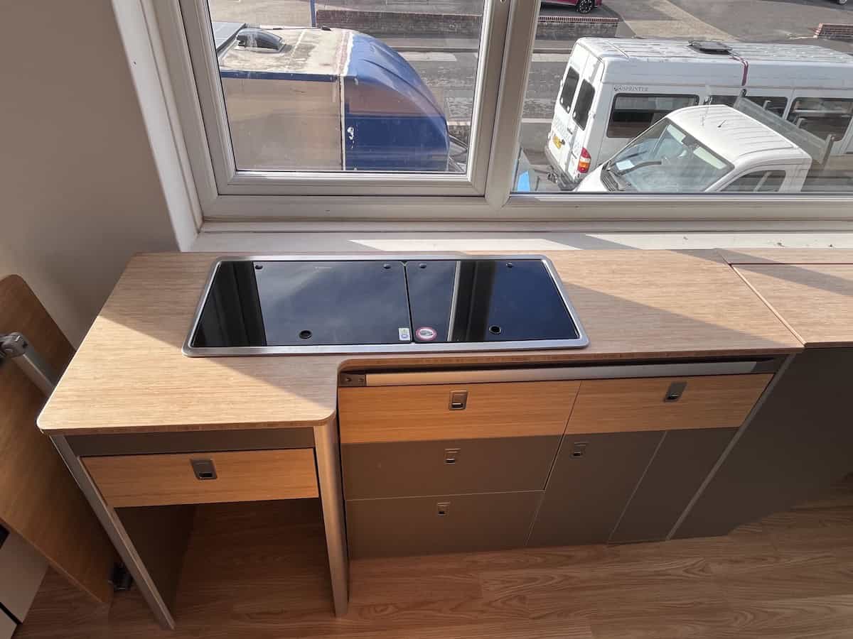 2.3 T2 BAY WINDOW FLAT PACK Ex Display Unit - Image 7